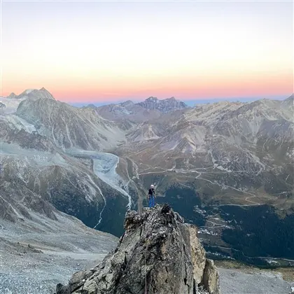 Dent de Tsalion and Aiguille de la Tsa — a brilliant day on steep Arolla granite.